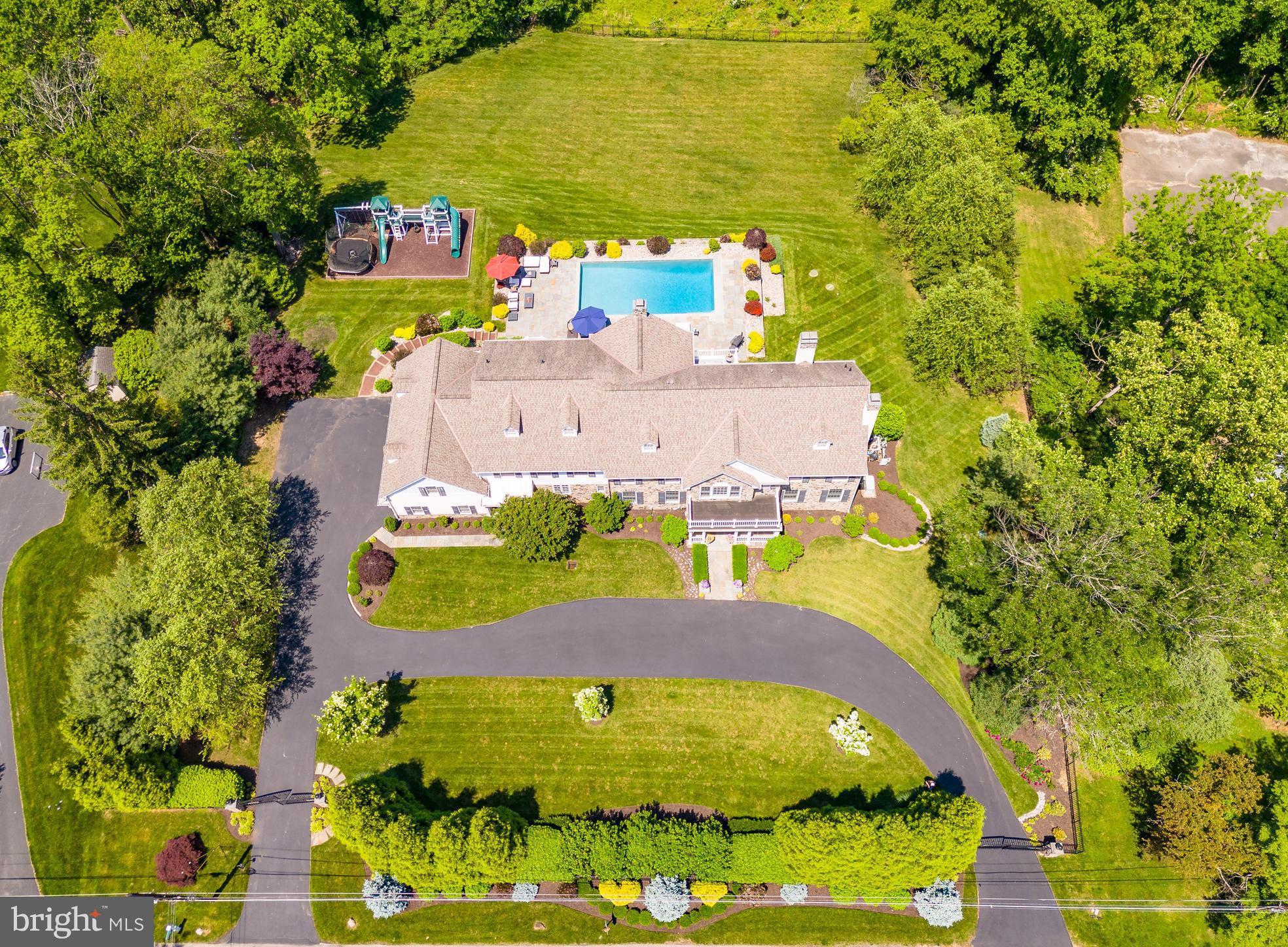 647 Andover Road Newtown Square, PA 19073 - Photo 3 of 86