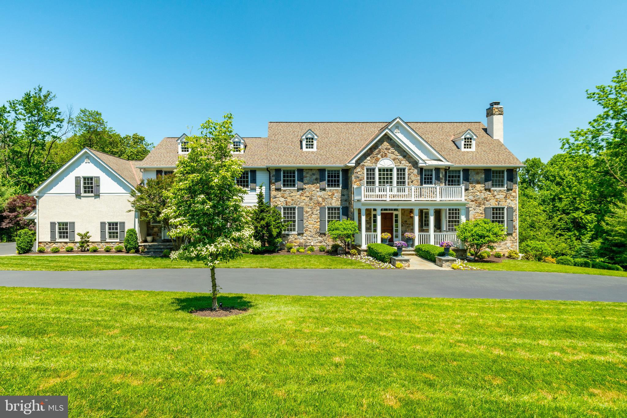 647 Andover Road Newtown Square, PA 19073 - Photo 6 of 86