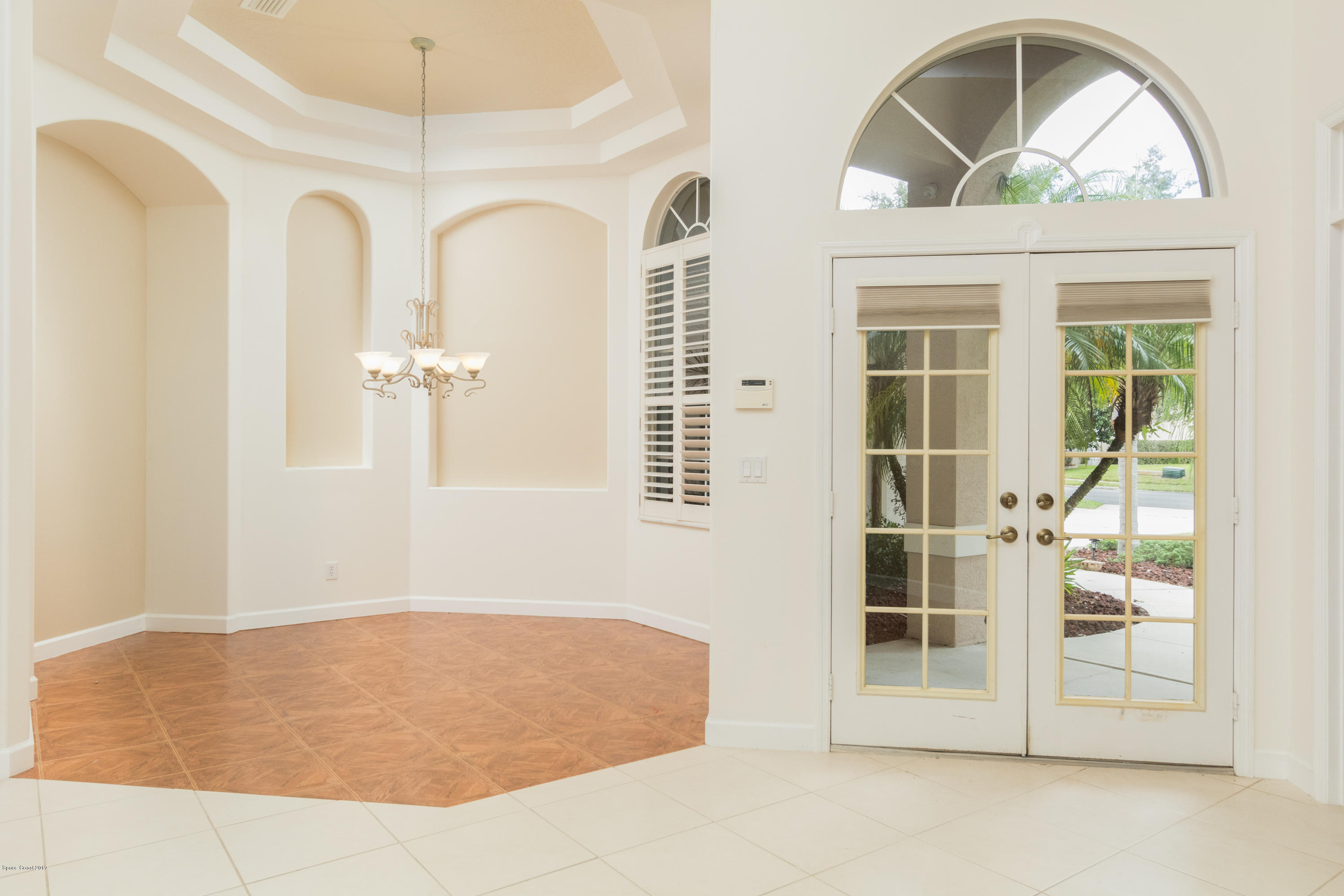 8020 Kingswood Way Melbourne, FL 32940 - Photo 12 of 24 Entry