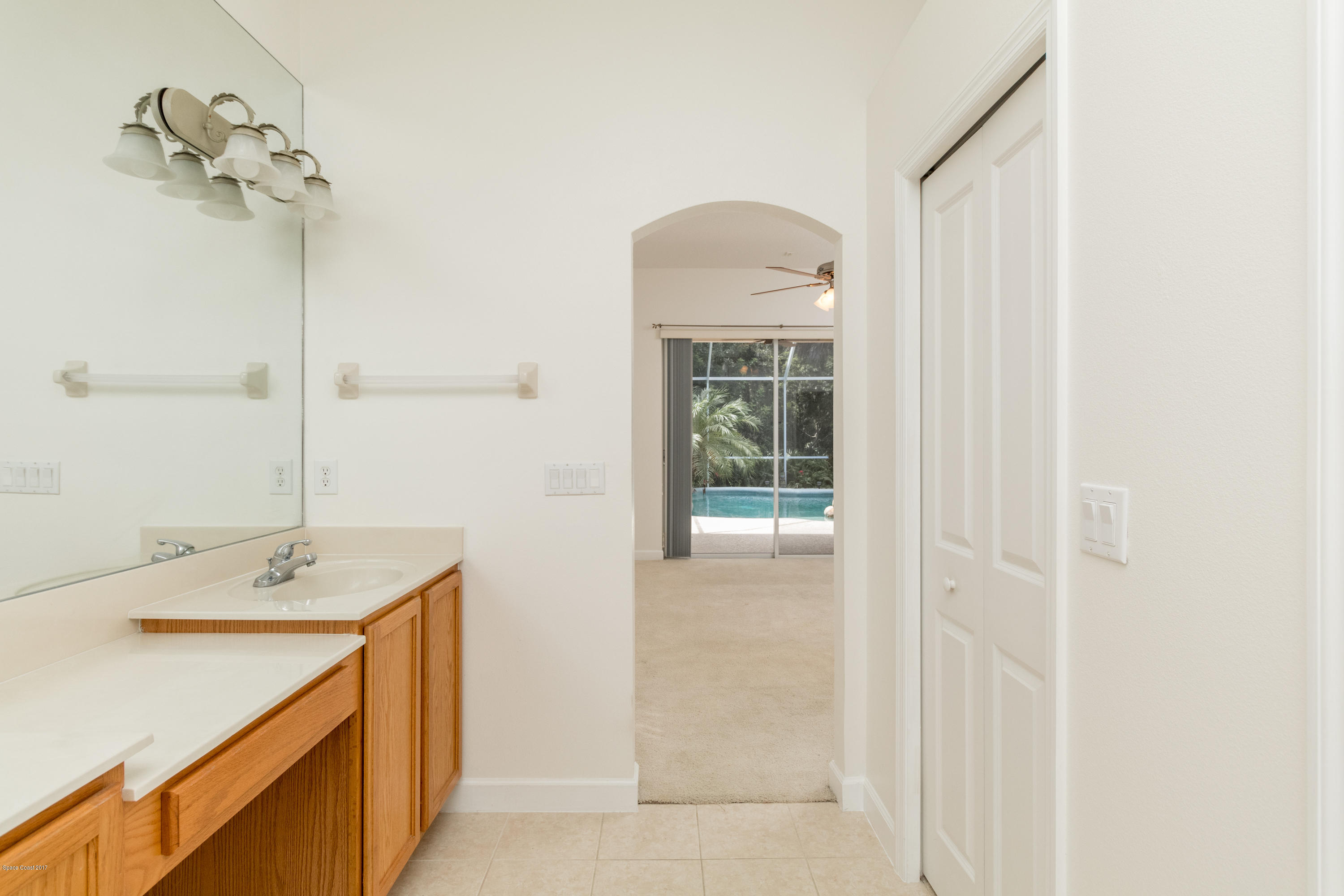 8020 Kingswood Way Melbourne, FL 32940 - Photo 16 of 24 Master Bath