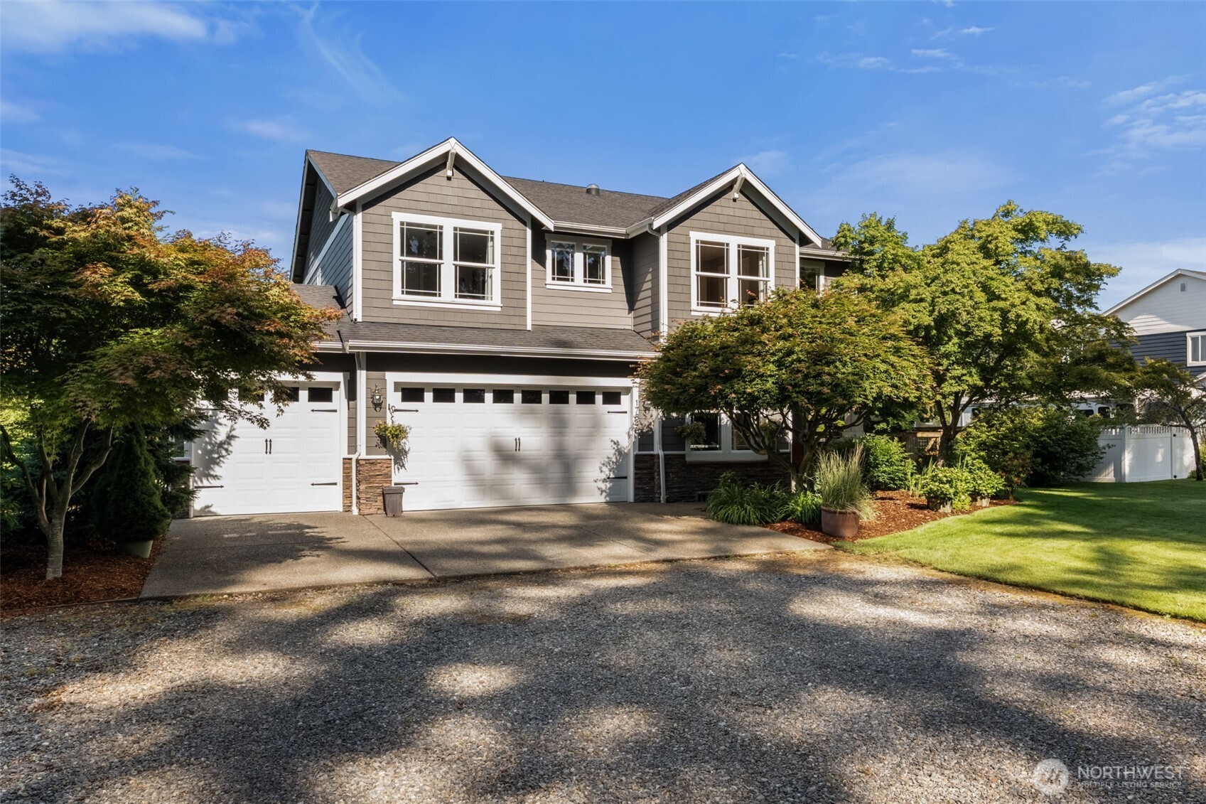17845 Irwin Street Southwest Rochester, WA 98579 - Photo 2 of 40