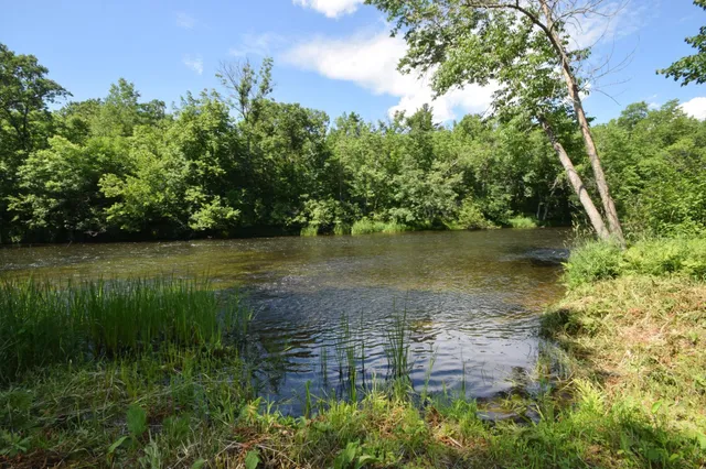 $875,000 | 7460 Jordan Buck Trail, Danbury, WI 54830