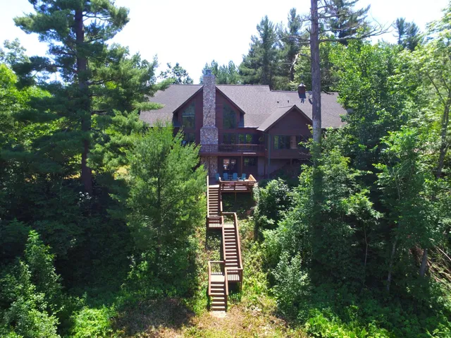 $875,000 | 7460 Jordan Buck Trail, Danbury, WI 54830