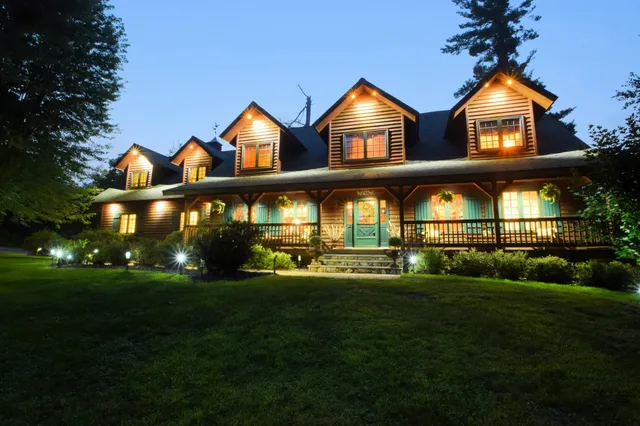 $875,000 | 7460 Jordan Buck Trail, Danbury, WI 54830