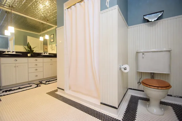 $875,000 | 7460 Jordan Buck Trail, Danbury, WI 54830