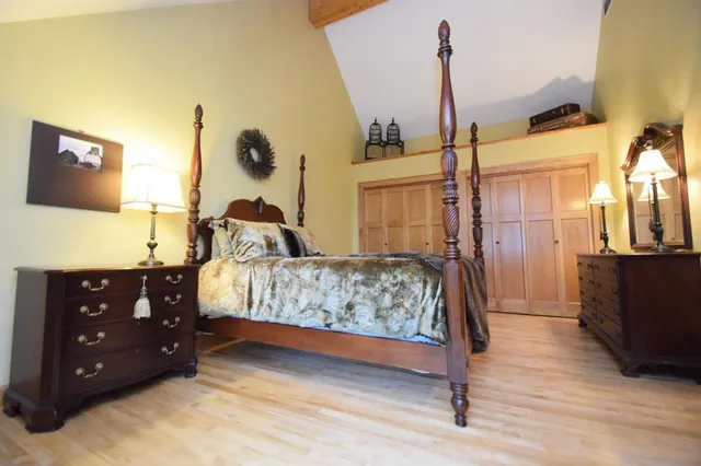 $875,000 | 7460 Jordan Buck Trail, Danbury, WI 54830