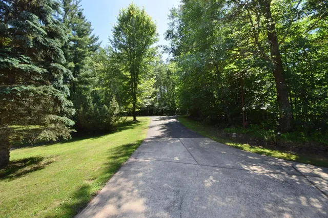 $875,000 | 7460 Jordan Buck Trail, Danbury, WI 54830