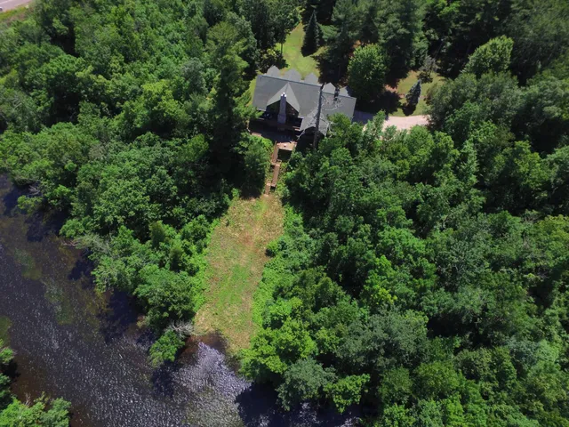 $875,000 | 7460 Jordan Buck Trail, Danbury, WI 54830