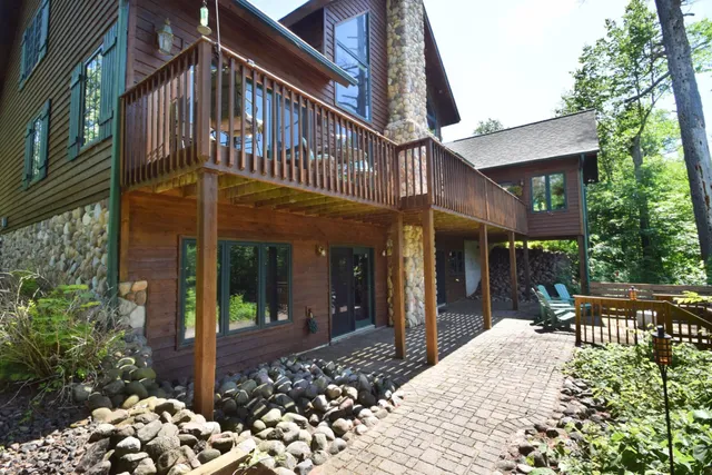 $875,000 | 7460 Jordan Buck Trail, Danbury, WI 54830