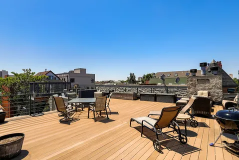 $475,000 | 1629 West Le Moyne Street, Unit 2W, Chicago, IL 60622