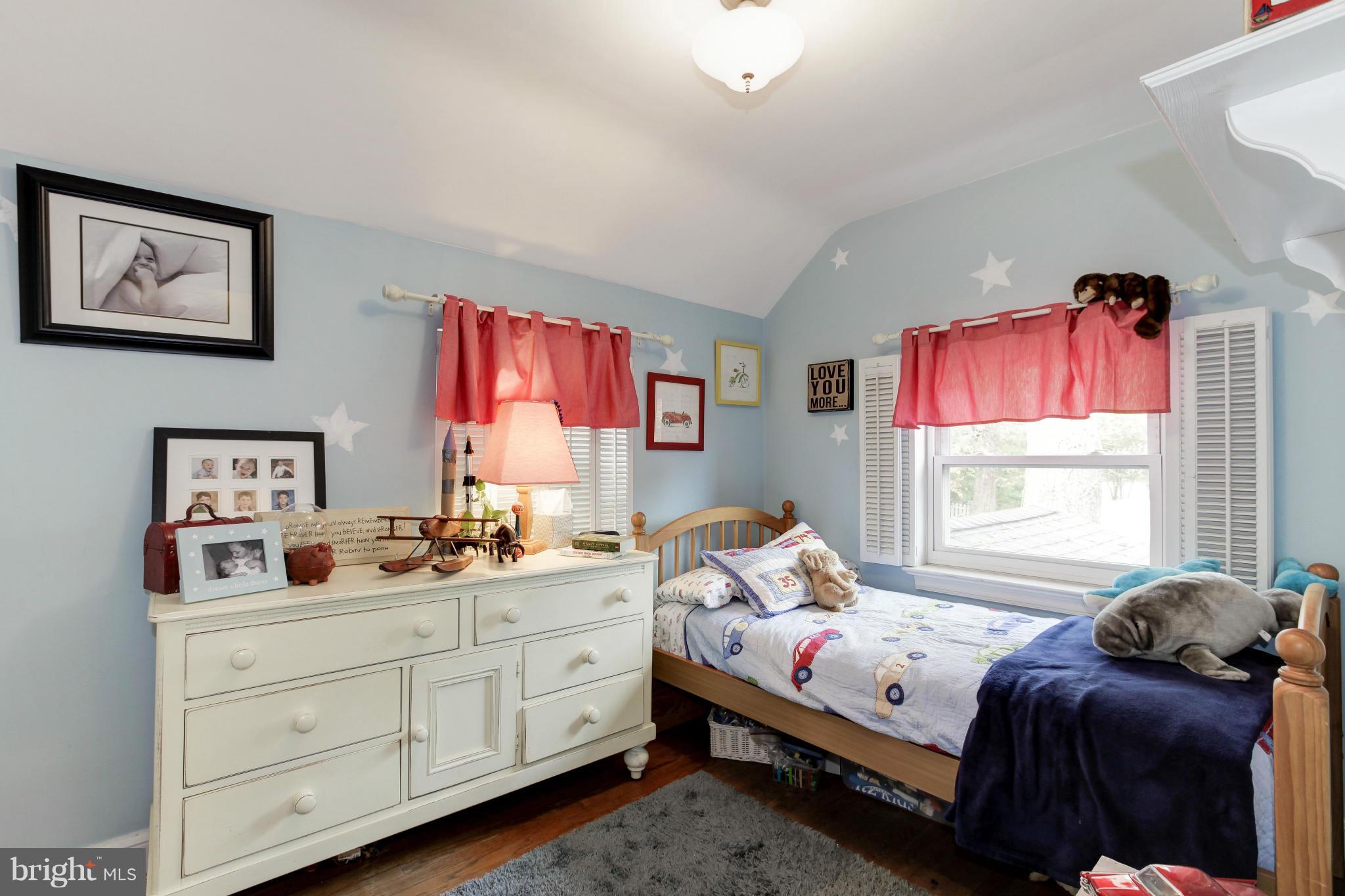 2418 Seminary Road Silver Spring, MD 20910 - Photo 19 of 29 Bedroom