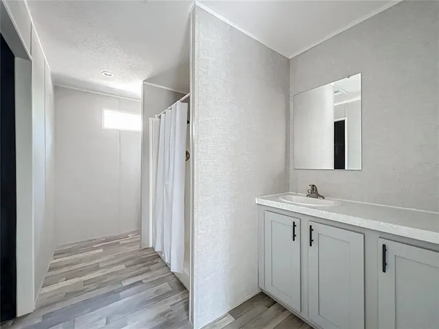 a bathroom with a bath tub