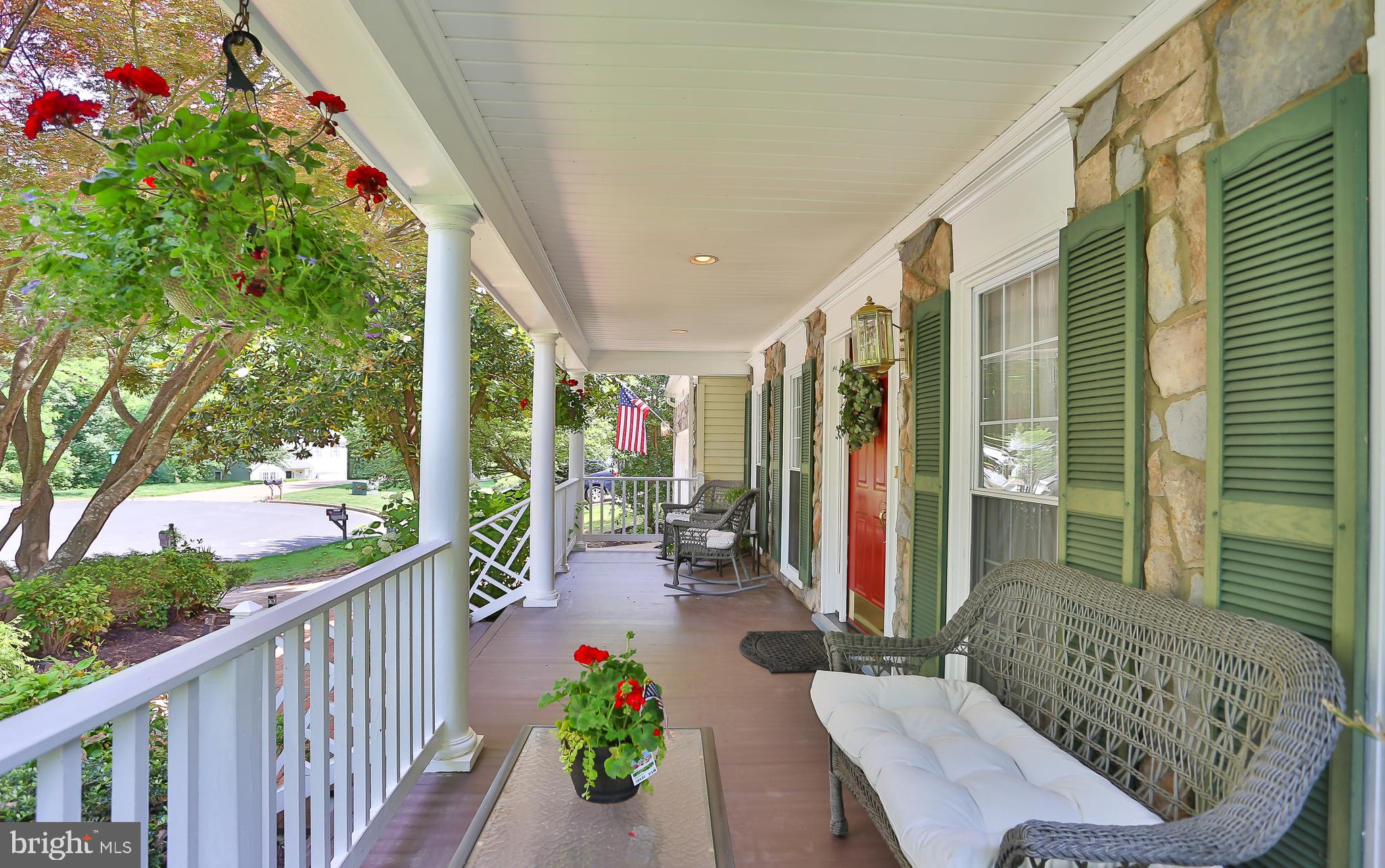 15524 Ridgecrest Drive Dumfries, VA 22025 - Photo 3 of 16 Ideal to enjoy your morning coffee...