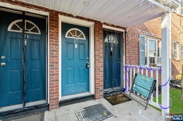 $1,800 | 28 Sheffield Avenue, Unit B17, Englewood, NJ 07631