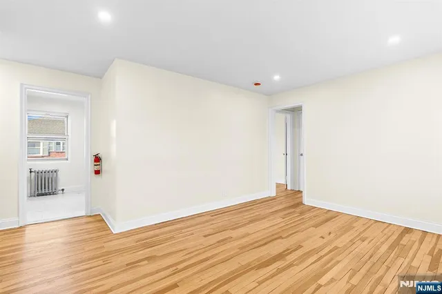 $1,800 | 28 Sheffield Avenue, Unit B17, Englewood, NJ 07631