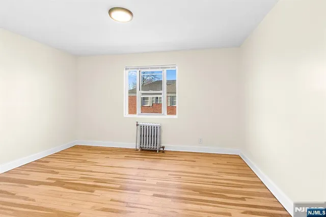 $1,800 | 28 Sheffield Avenue, Unit B17, Englewood, NJ 07631