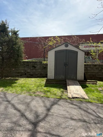 $850,000 | 227 East Main Street, Middletown, CT 06457