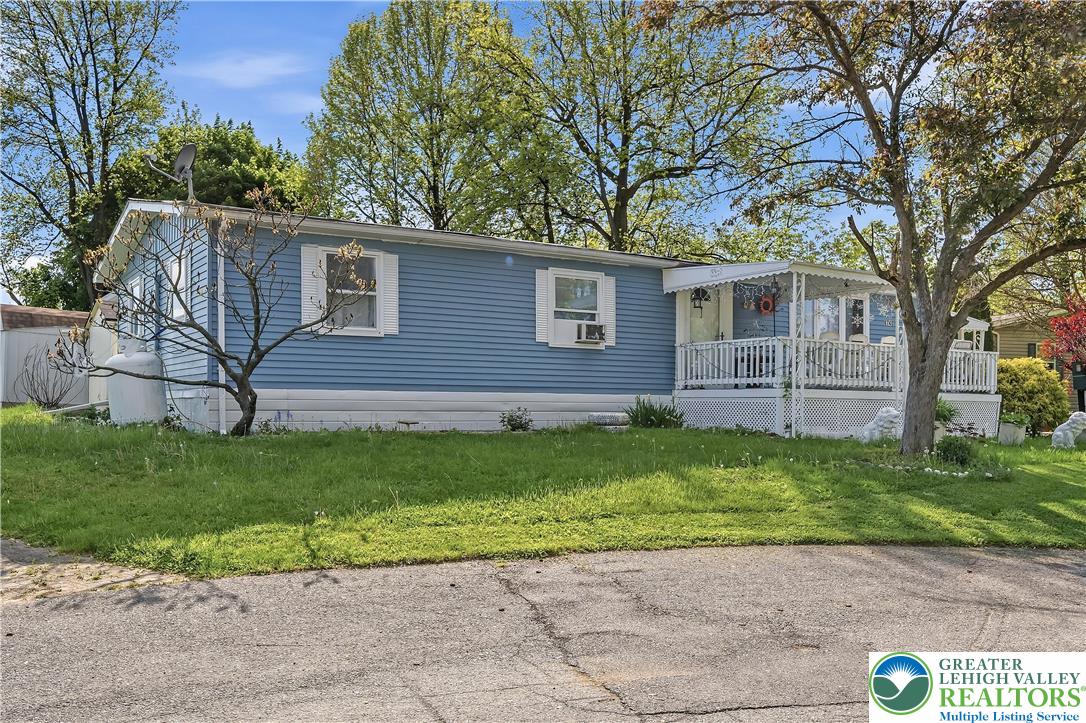 8743 Turkey Ridge Road Breinigsville, PA 18031 - Photo 2 of 24