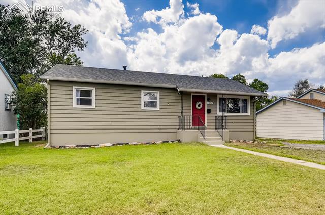 1612 Edith Lane Colorado Springs, CO 80909 - Photo 3 of 27