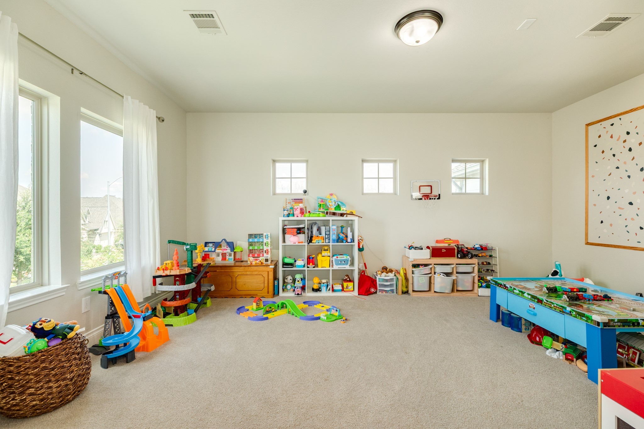 3706 Arpa Street Rosharon, TX 77583 - Photo 26 of 50 a children room with toys and a window