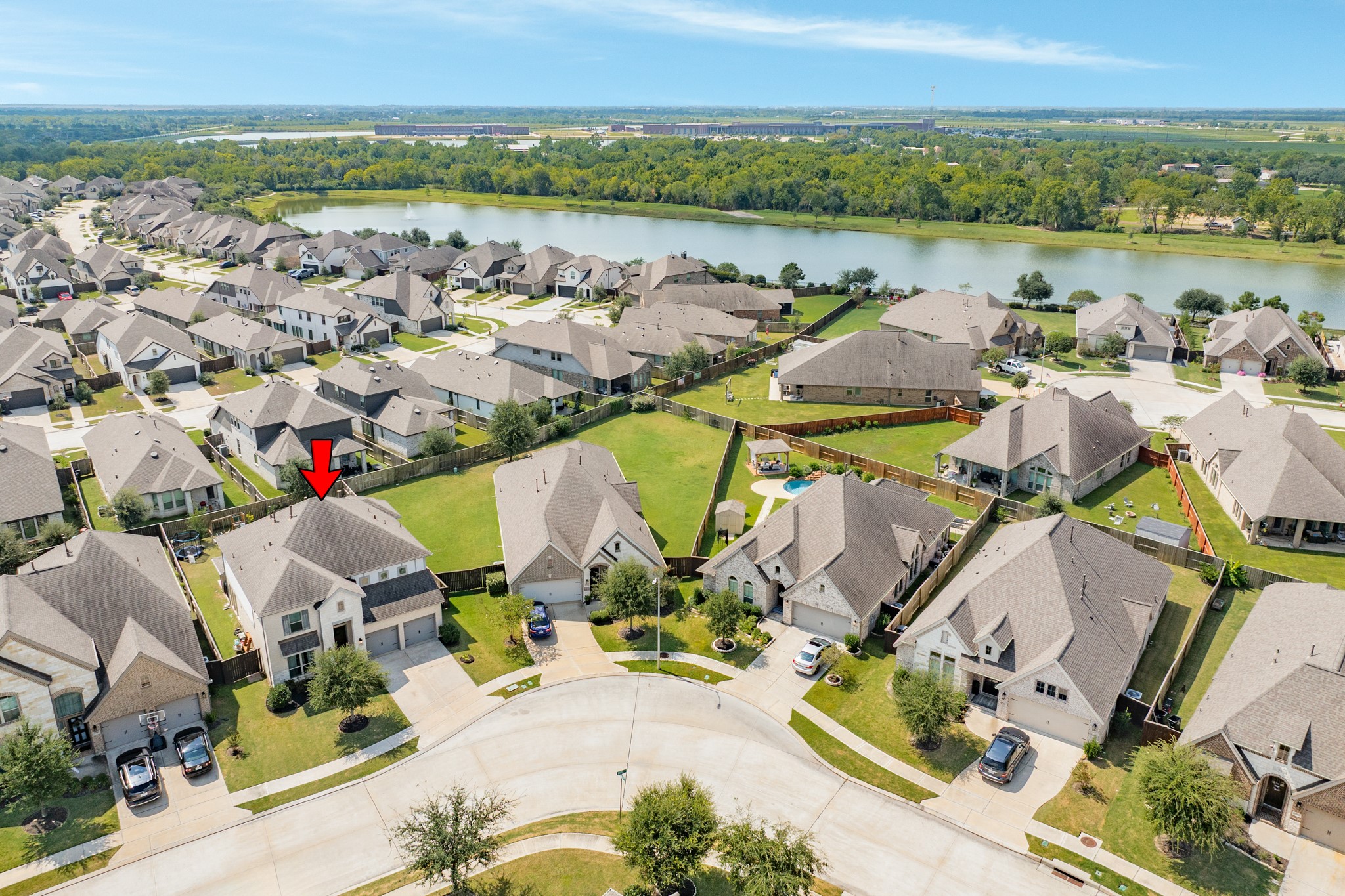3706 Arpa Street Rosharon, TX 77583 - Photo 33 of 50 an aerial view of a house with outdoor space and lake view