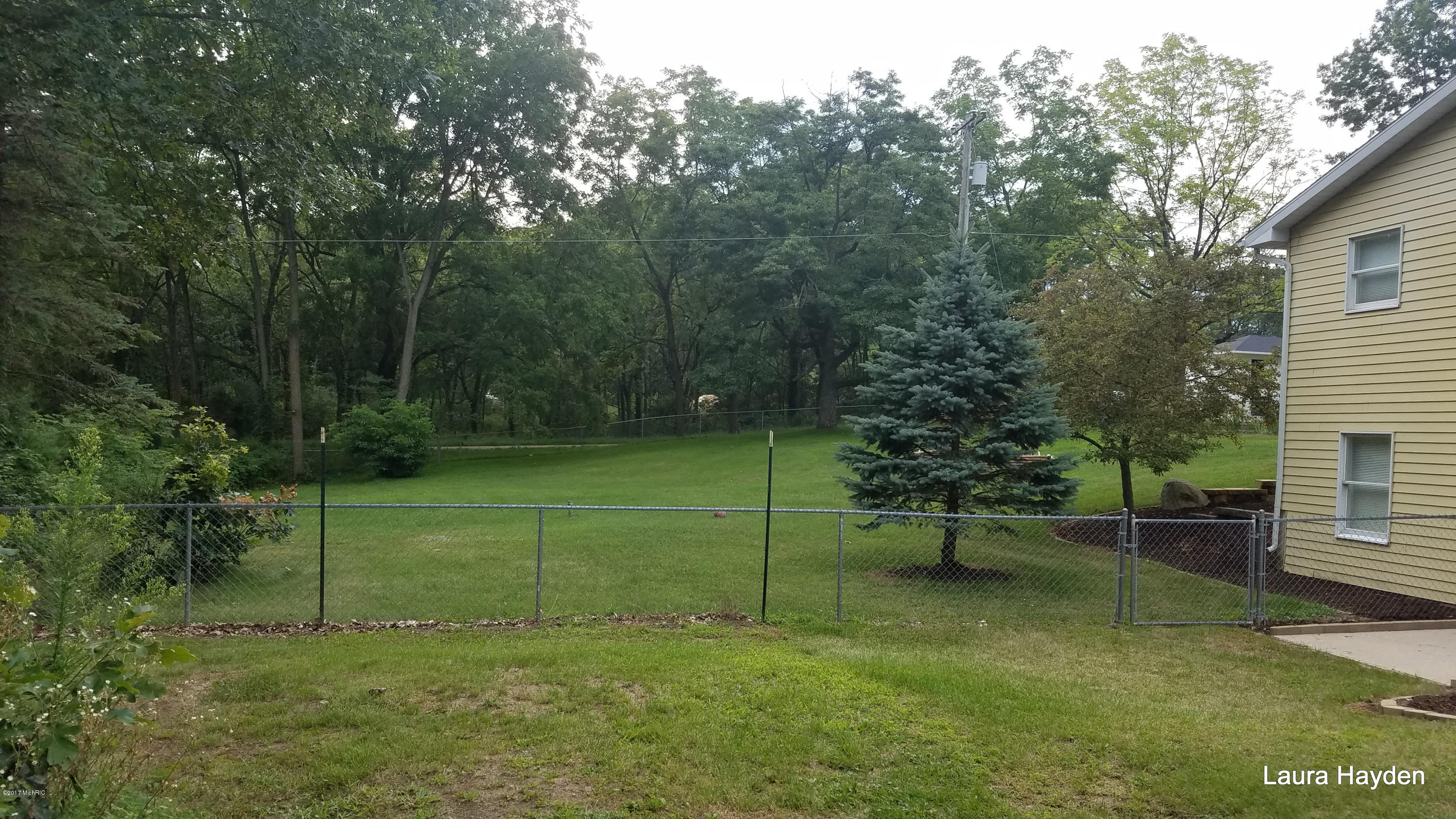 5651 Ivan Road Saranac, MI 48881 - Photo 7 of 31 20170810_192914