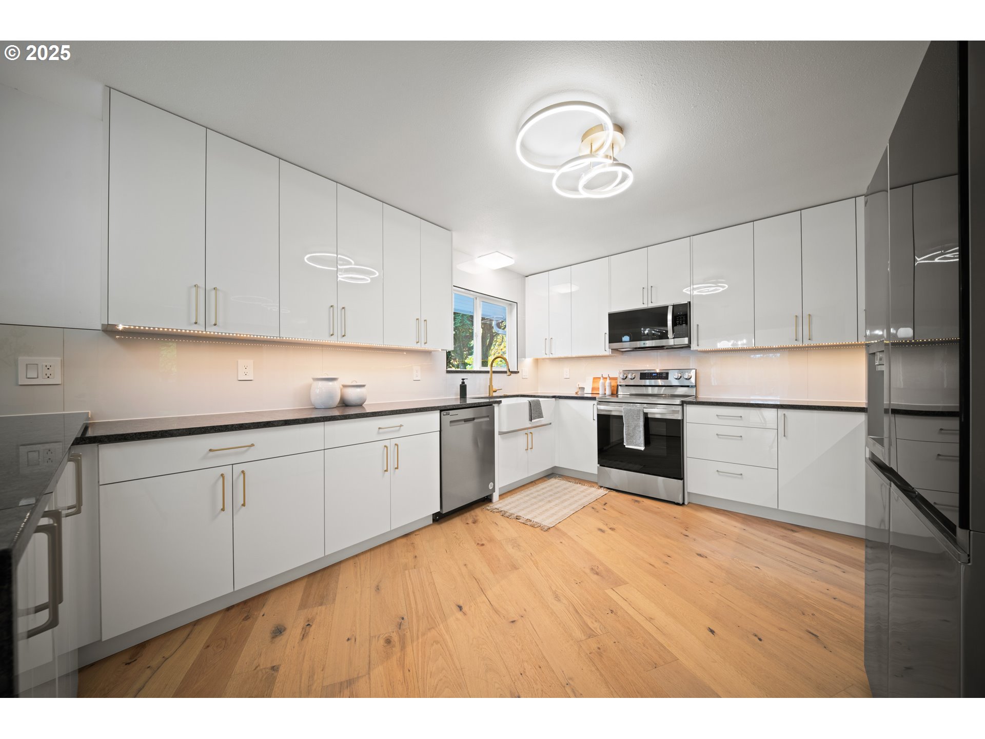 42600 East Larch Mountain Road Corbett, OR 97019 - Photo 19 of 48