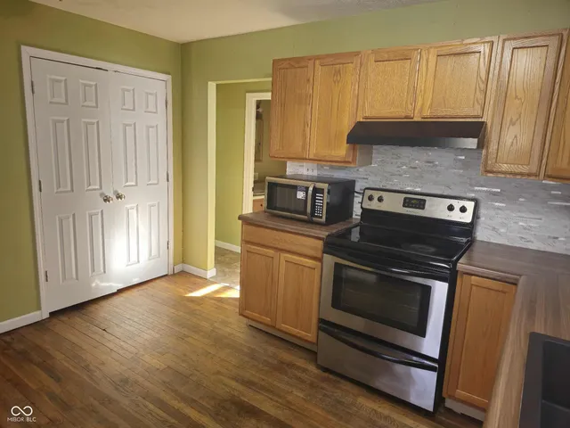 $249,900 | 329 Columbia Avenue, Tipton, IN 46072