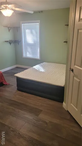 $227,900 | 1000 South Illinois Avenue, Litchfield, IL 62056