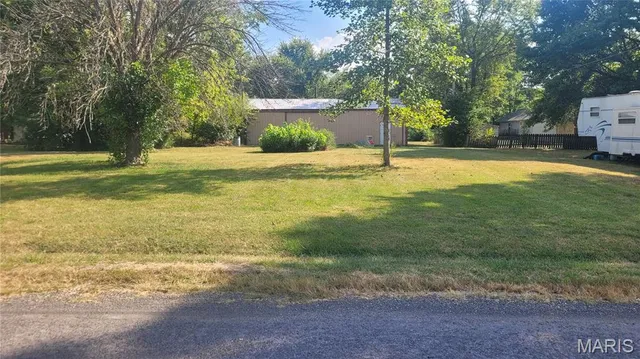 $227,900 | 1000 South Illinois Avenue, Litchfield, IL 62056