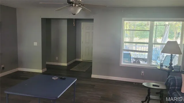 $227,900 | 1000 South Illinois Avenue, Litchfield, IL 62056