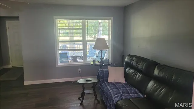 $227,900 | 1000 South Illinois Avenue, Litchfield, IL 62056