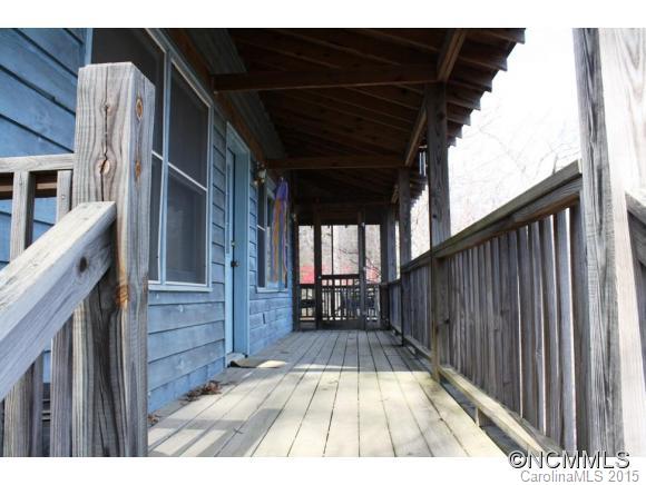 376 Piney Gate Road Saluda, NC 28773 - Photo 12 of 16 Gallery Image 12