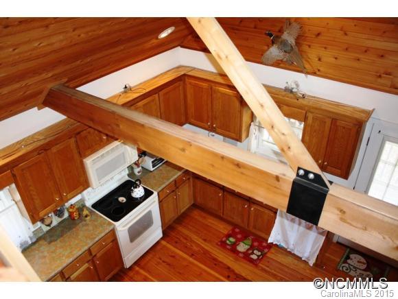 376 Piney Gate Road Saluda, NC 28773 - Photo 7 of 16 Gallery Image 7