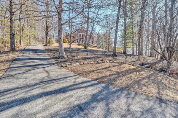 $719,500 | 8109 Winterwood Trail, Roanoke, VA 24018