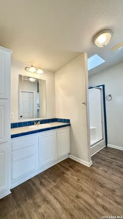 $279,999 | 1545 County Road 665, Devine, TX 78016