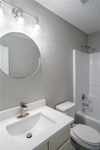 $390,000 | 3243 Newtons Crest Circle, Snellville, GA 30078