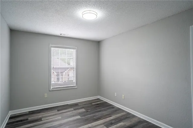 $390,000 | 3243 Newtons Crest Circle, Snellville, GA 30078