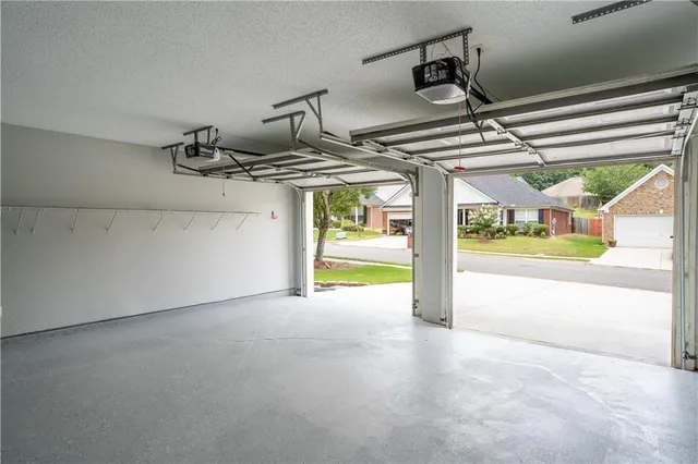 $390,000 | 3243 Newtons Crest Circle, Snellville, GA 30078