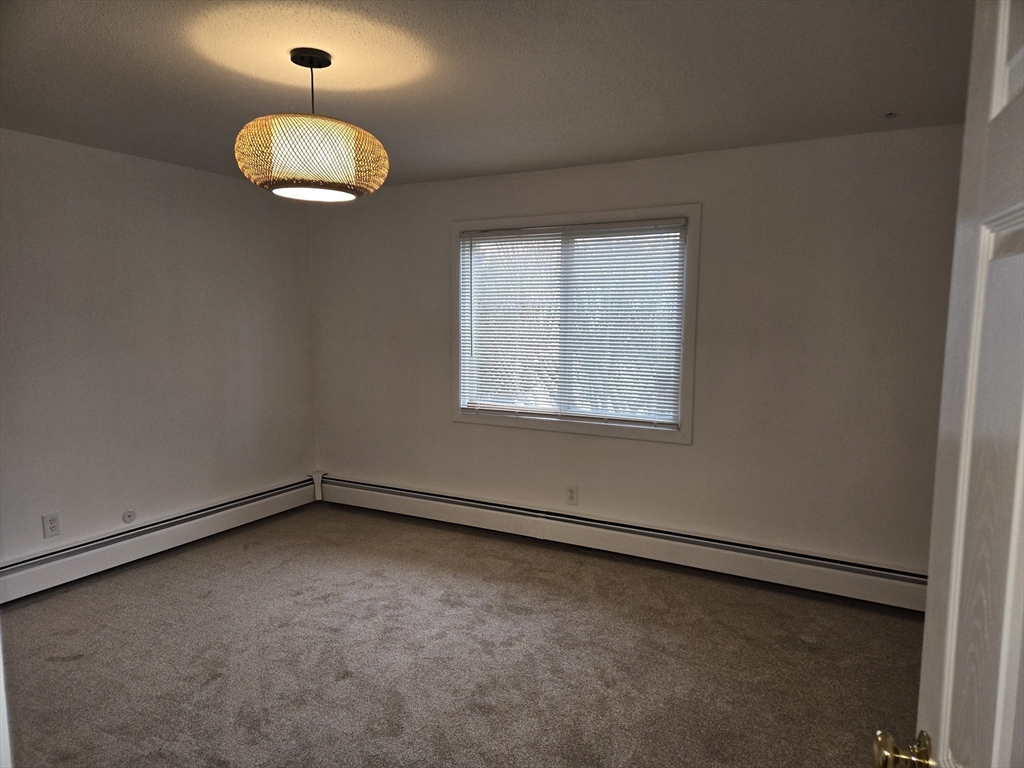 24 Inman Street, Unit 2 Lawrence, MA 01843 - Photo 4 of 7 Gallery Image 4
