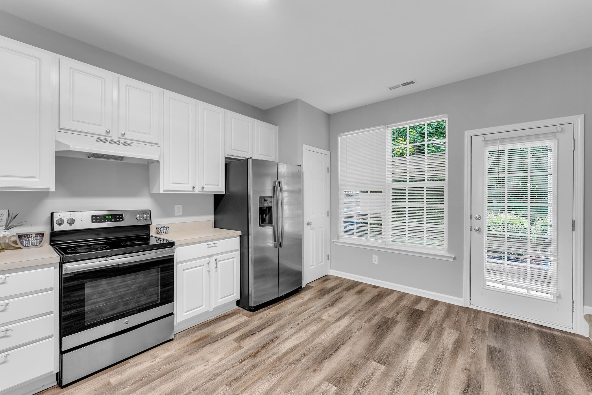 8221 City Loft Court Raleigh, NC 27613 - Photo 5 of 11 Photo 5