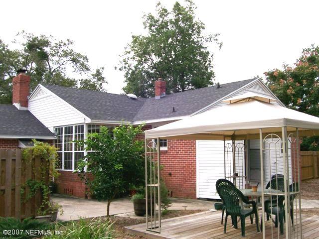 4012 Dover Road Jacksonville, FL 32207 - Photo 18 of 20 a view of a house with backyard and sitting area