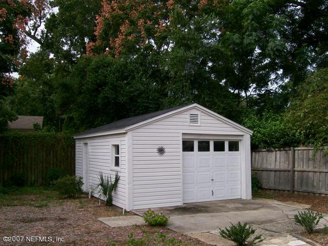 4012 Dover Road Jacksonville, FL 32207 - Photo 20 of 20 a front view of a house with a garage