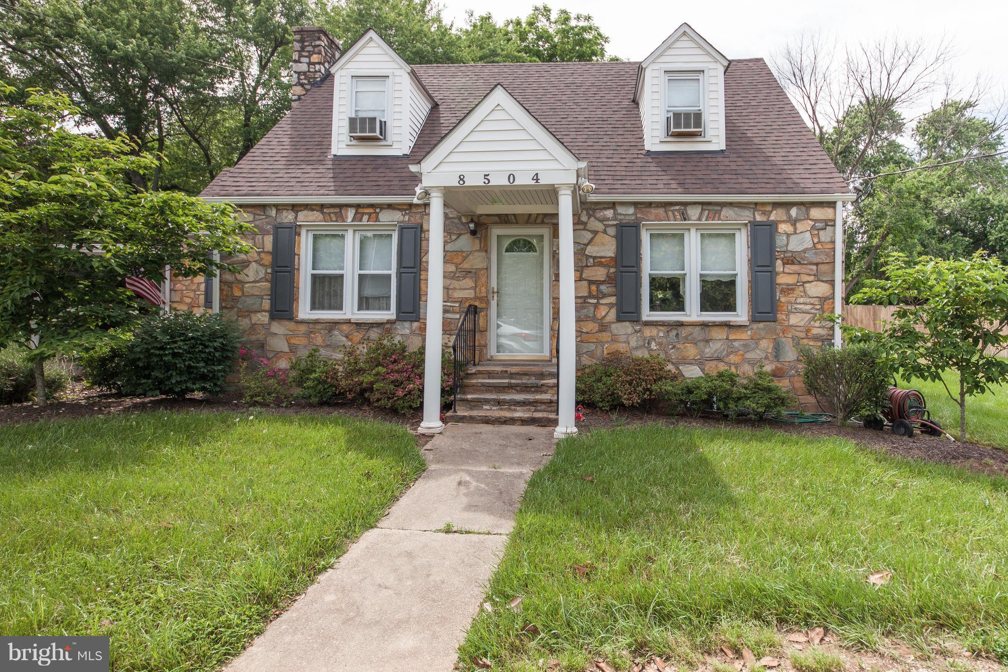 8504 Rolling Road Manassas, VA 20110 - Photo 2 of 30 Exterior (Front)