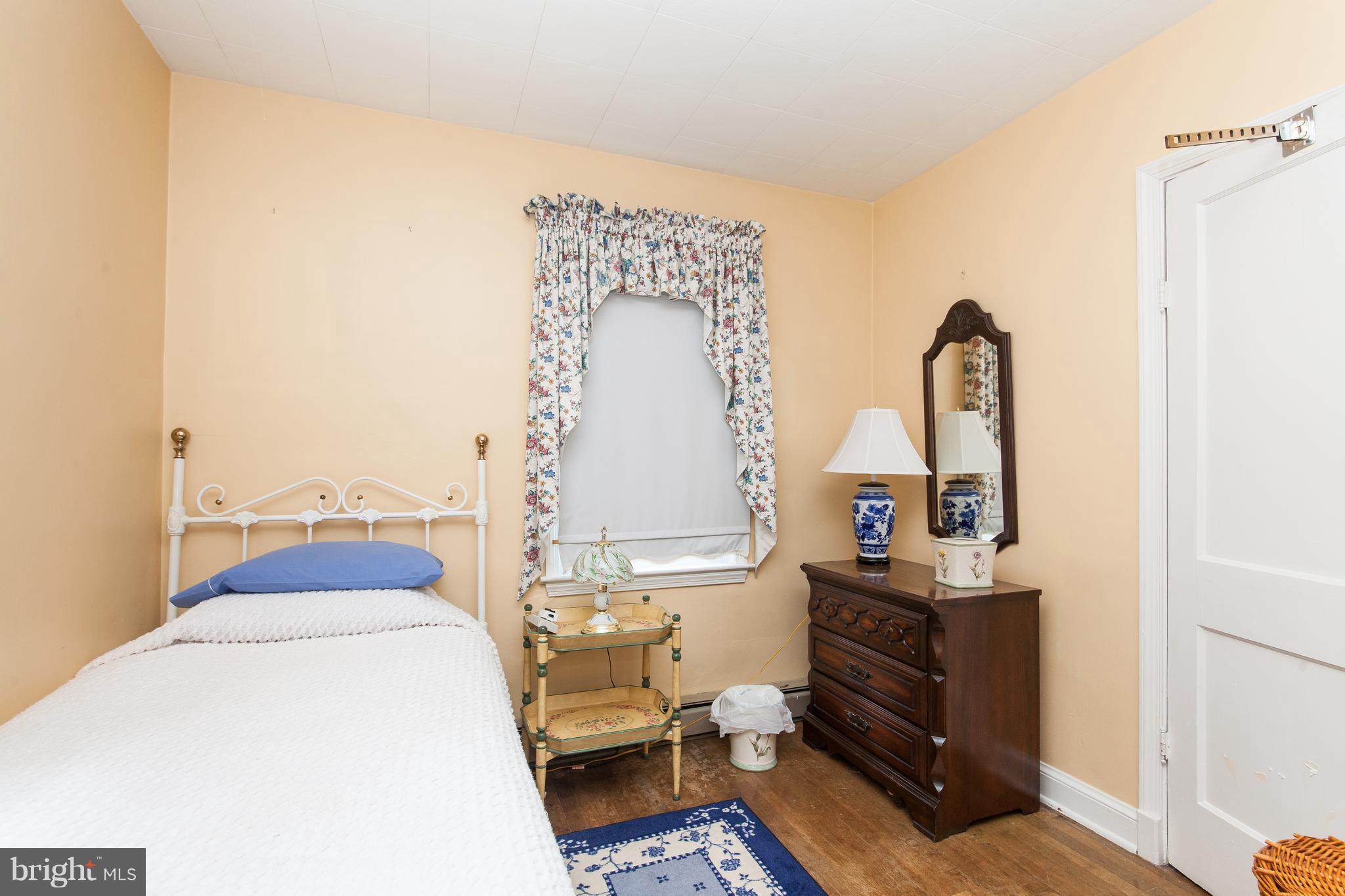 8504 Rolling Road Manassas, VA 20110 - Photo 19 of 30 Bath (Master)