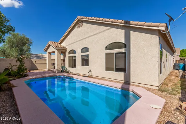 $549,900 | 1818 South Saddle Street, Gilbert, AZ 85233