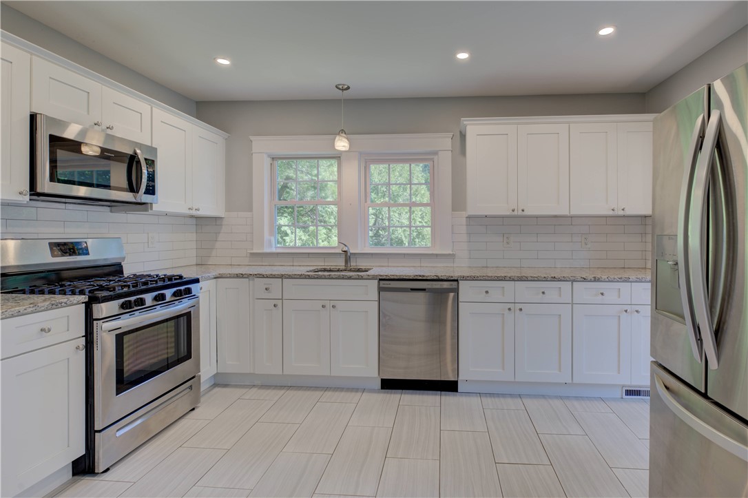 210 Fairgrounds Road South Kingstown, RI 02892 - Photo 13 of 25 Gallery Image 13
