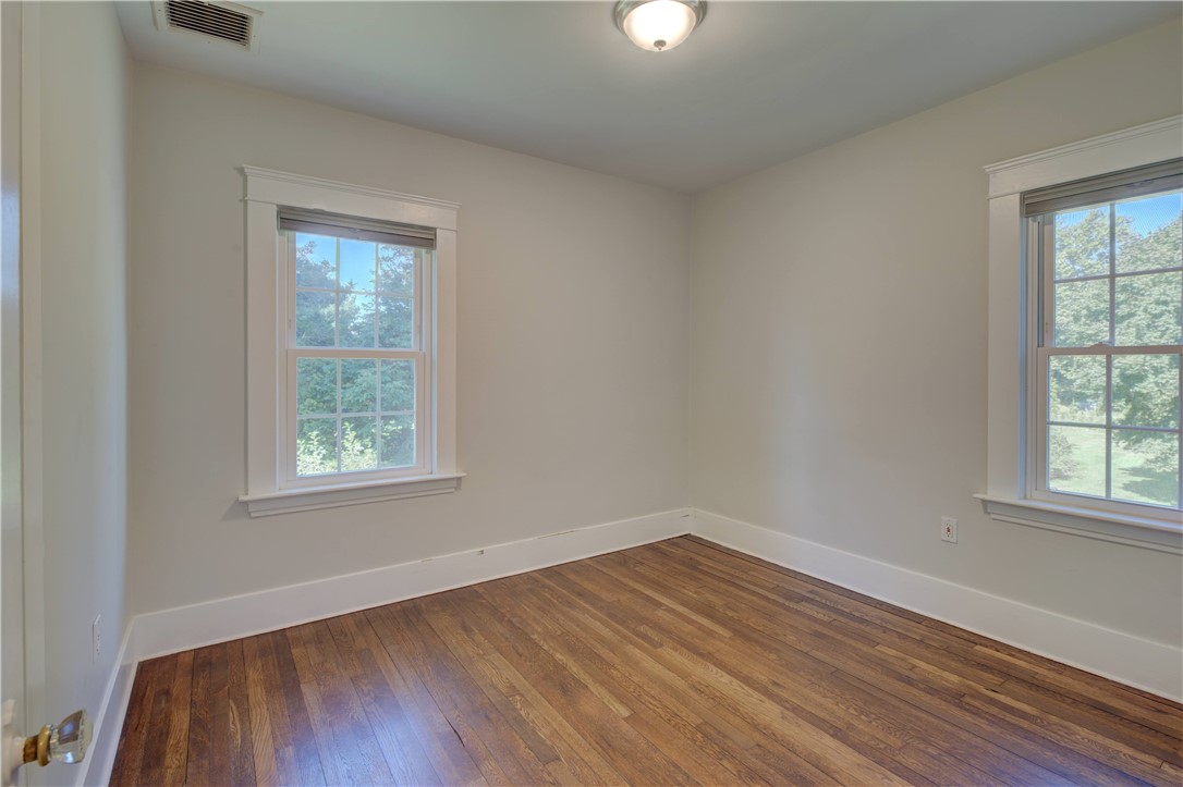 210 Fairgrounds Road South Kingstown, RI 02892 - Photo 18 of 25 Gallery Image 18