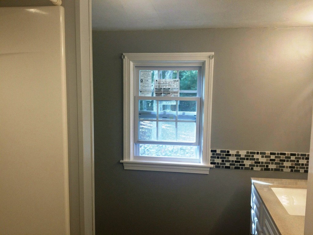 28 Kibbe Road East Longmeadow, MA 01028 - Photo 11 of 16