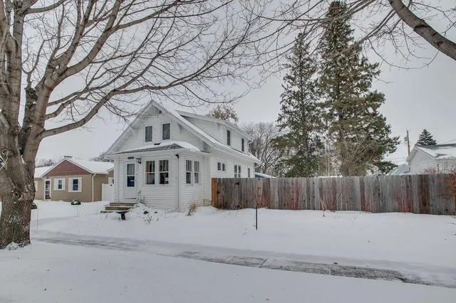 $269,000 | 914 2nd Street South, Moorhead, MN 56560